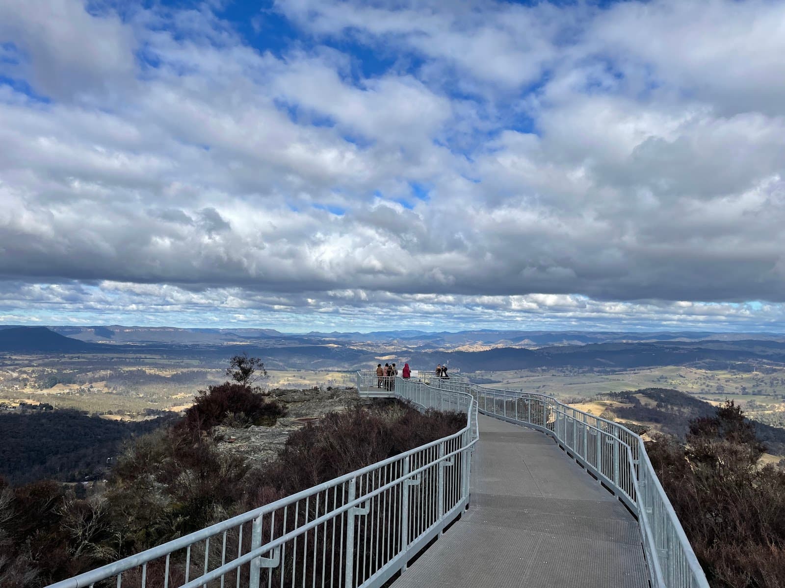 Hassans Walls Lookout - Image 1
