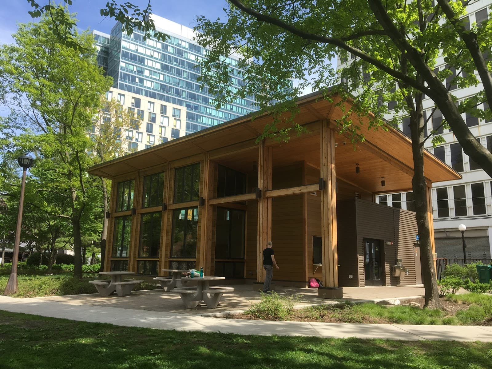 Austin Gardens - Image 1