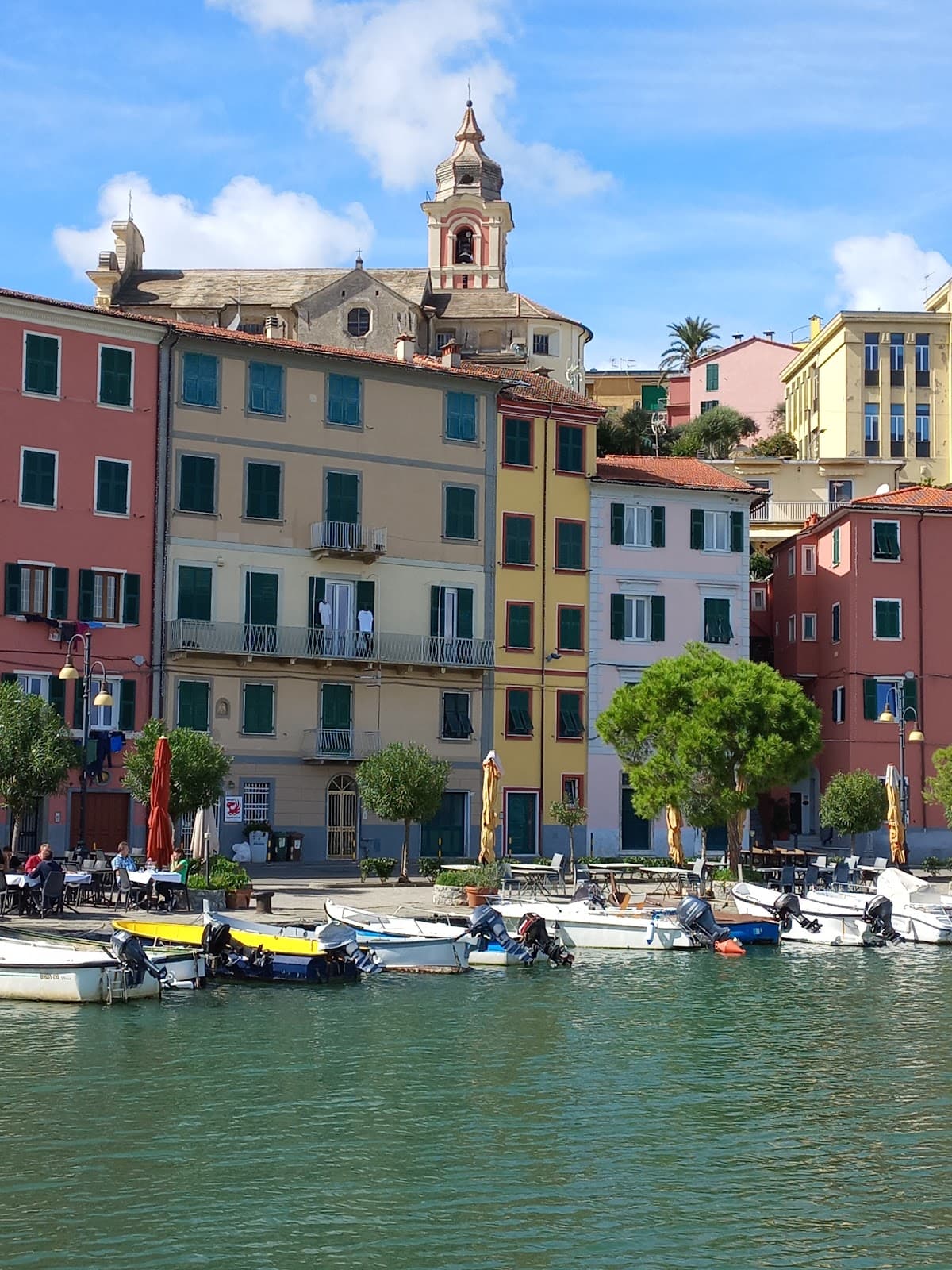 Fezzano Italy - Image 1