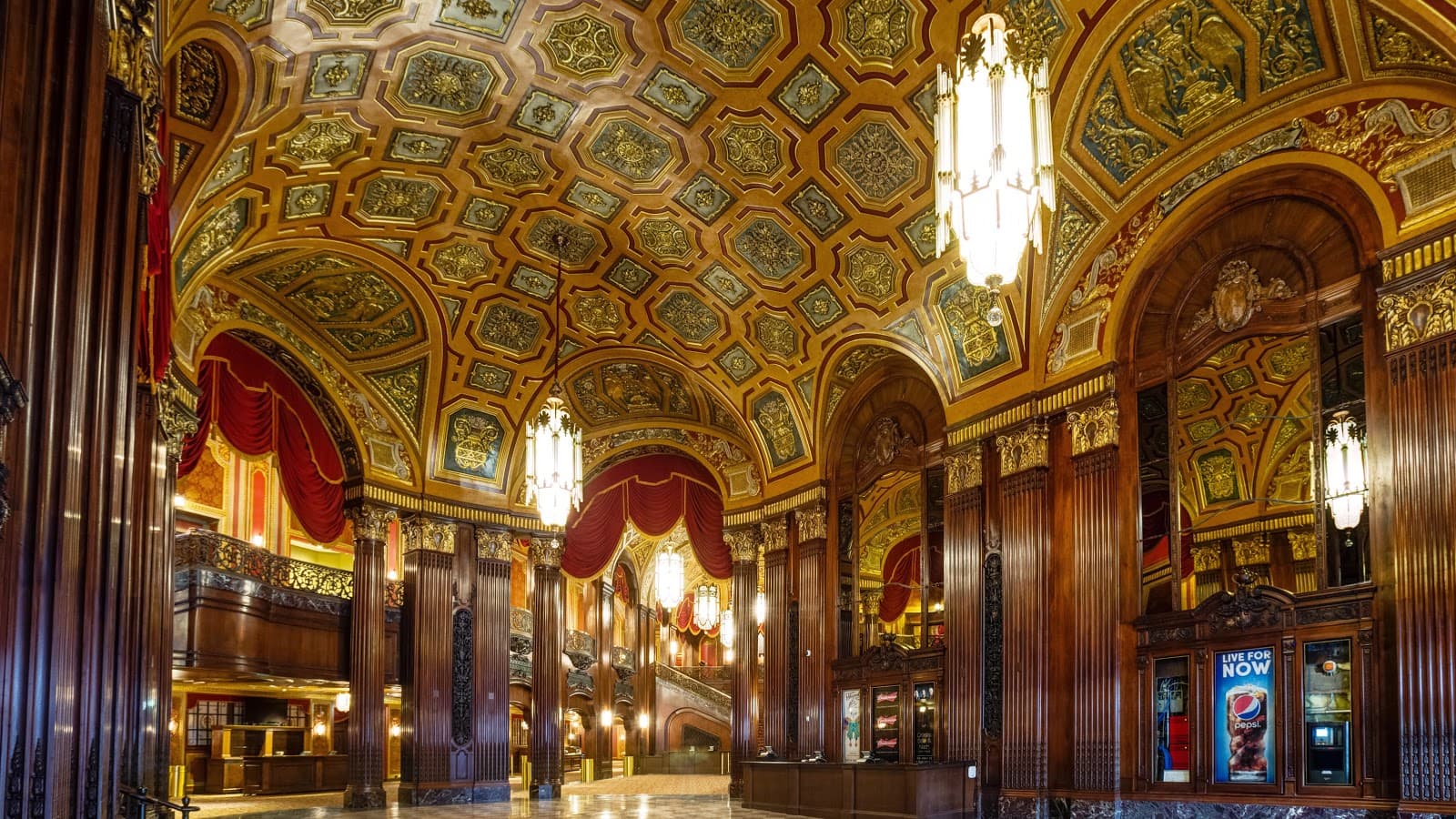 King's Theatre - Image 1