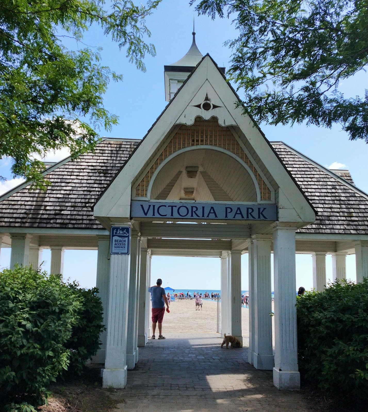Victoria Park - Image 1