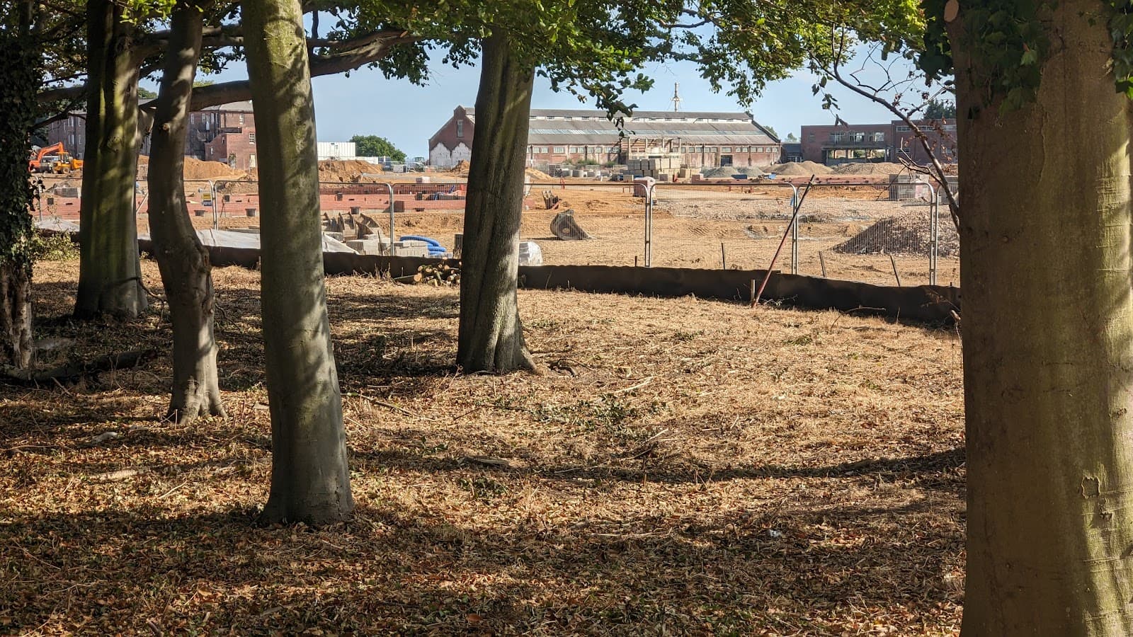 Shotley Gate Viewpoint - Image 1