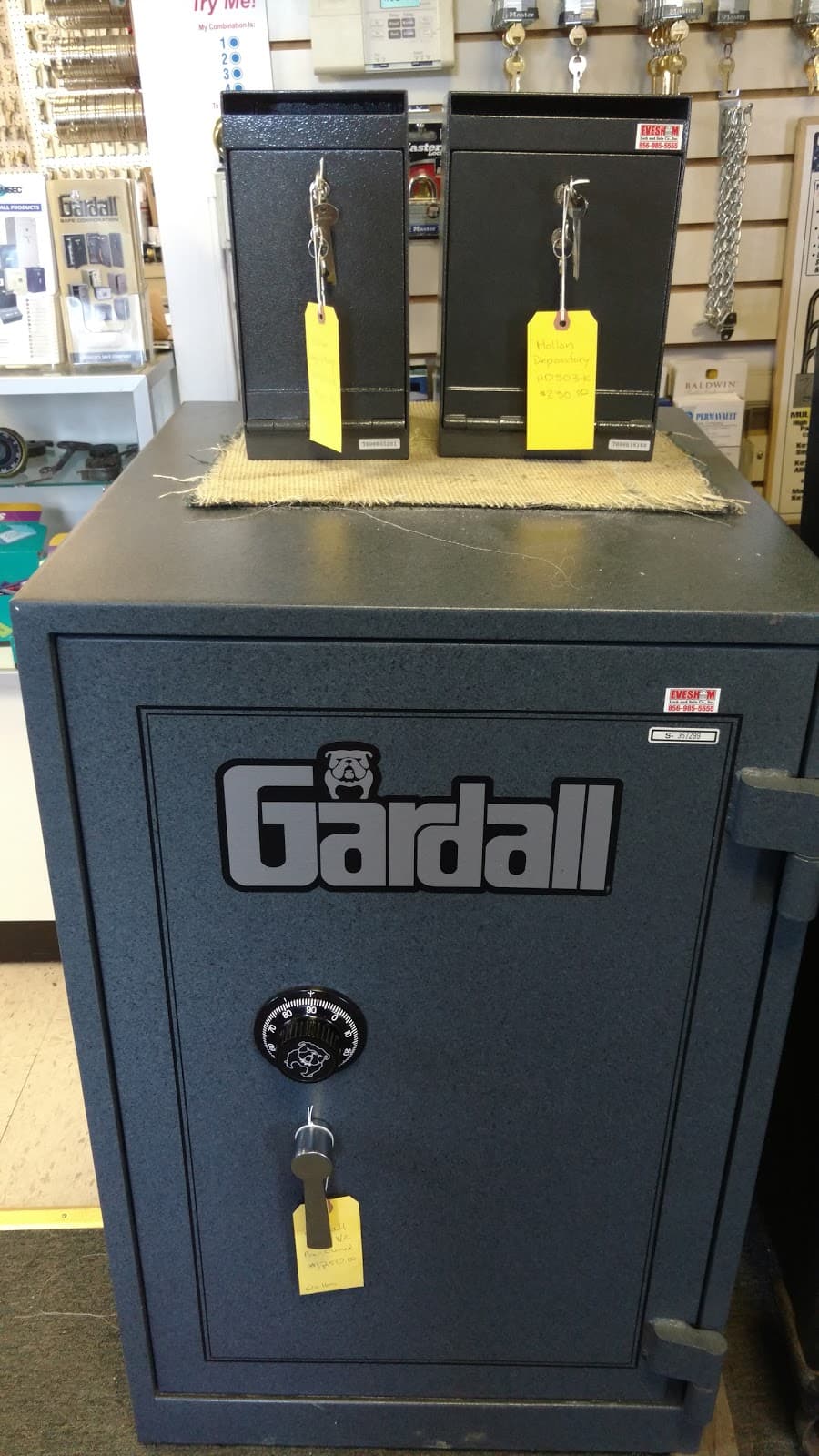 Evesham Lock & Weir - Image 1