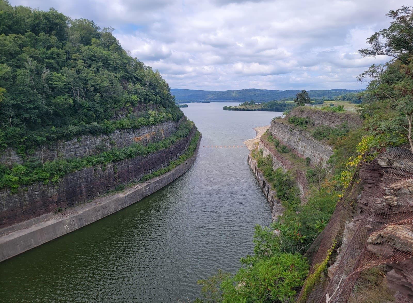 Reservoir Park Overlook - Image 1