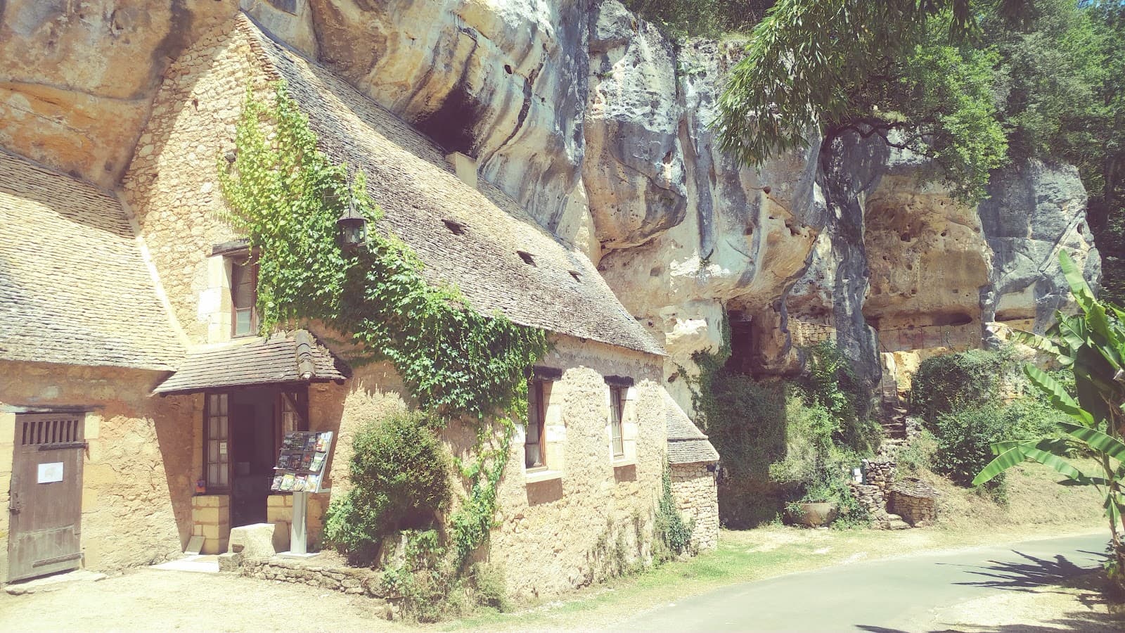 Grotte du Sorcier Saint-Cirq - Image 1