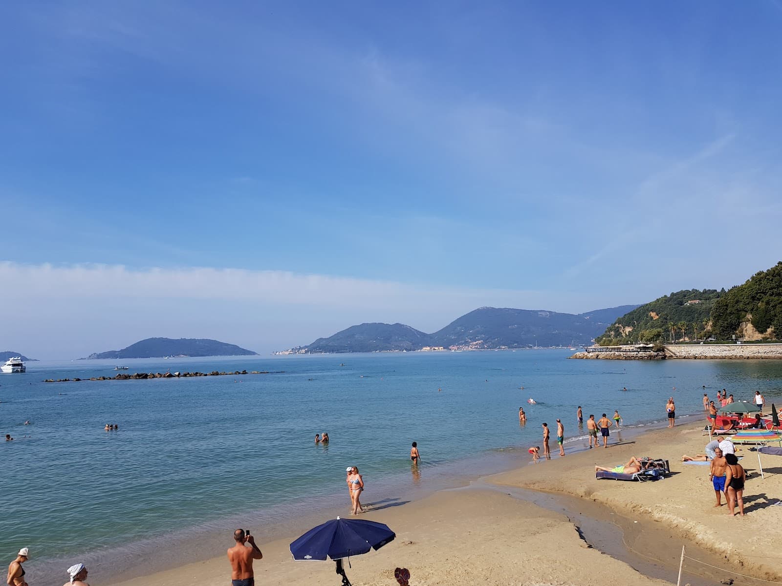 Venere Azzurra Beach - Image 1