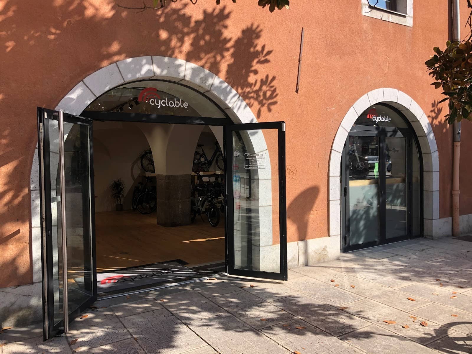 Friendly & Knowledgeable Staff