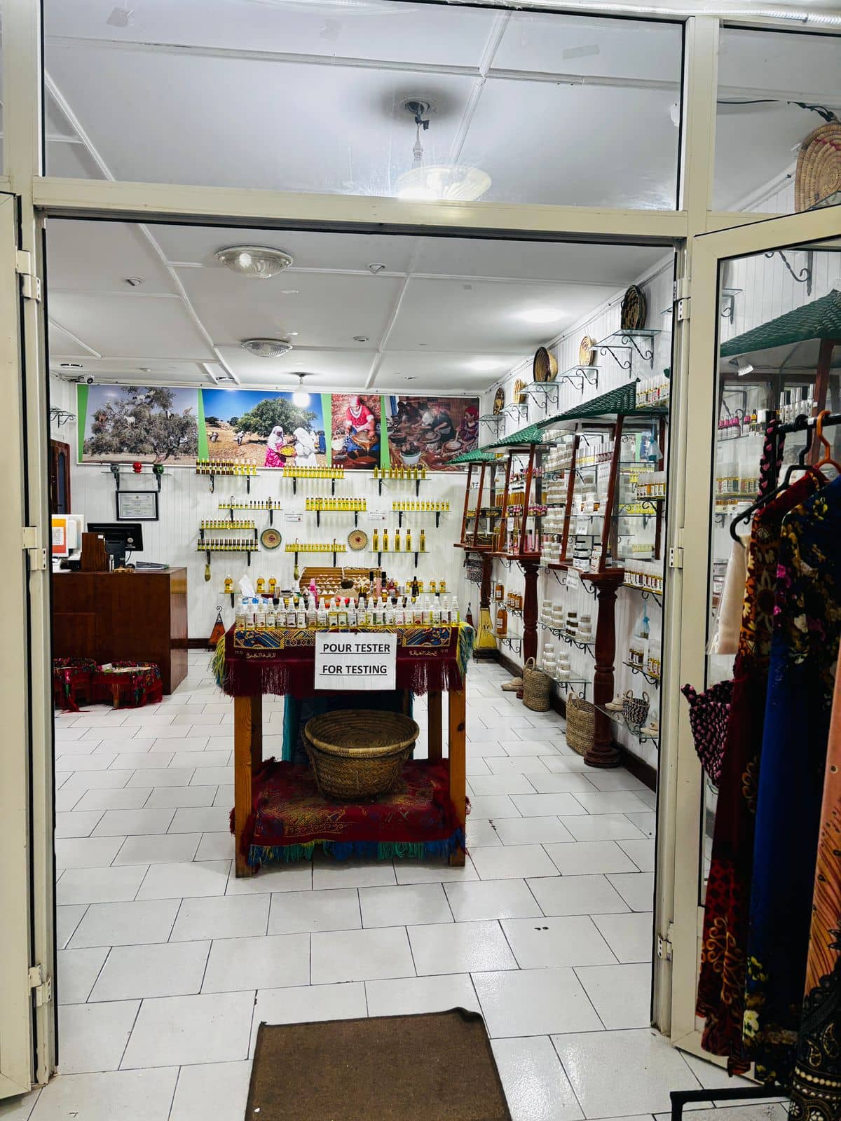 Amlou & Natural Products