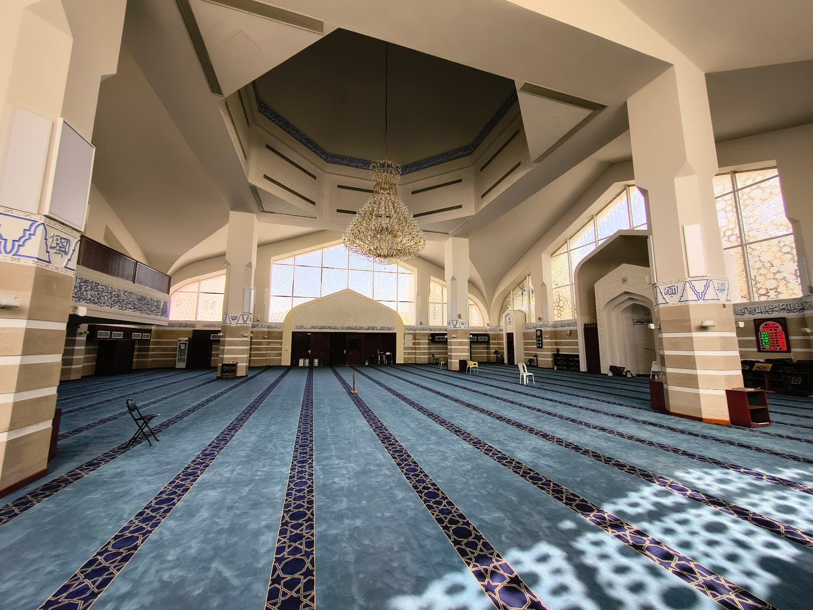 Al Rahma Floating Mosque Jeddah - Image 1