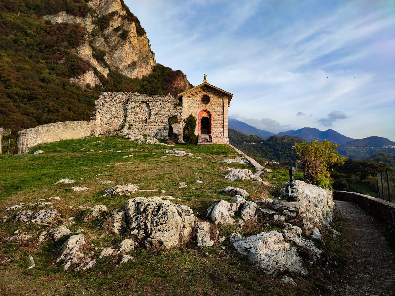 Castello dell’Innominato (Vercurago) - Image 1