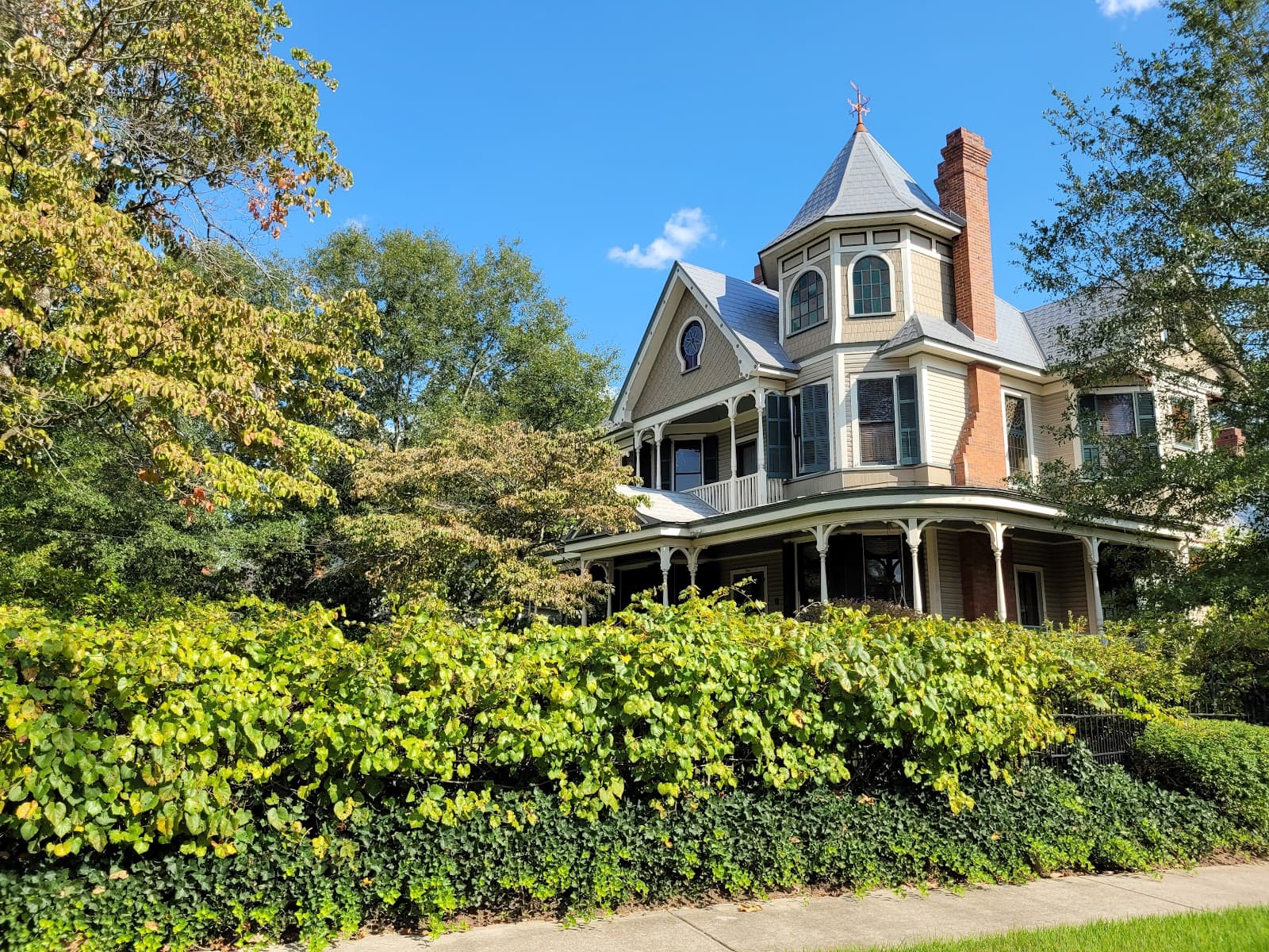 Hampton Heights Historic District - Image 1