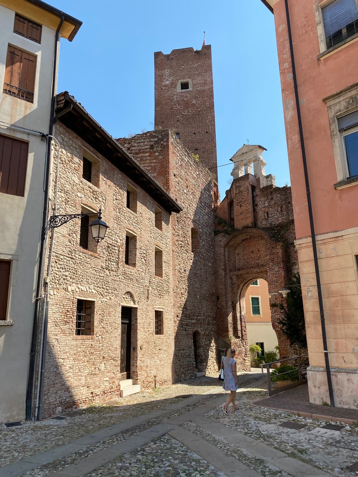 Castello degli Ezzelini - Image 1