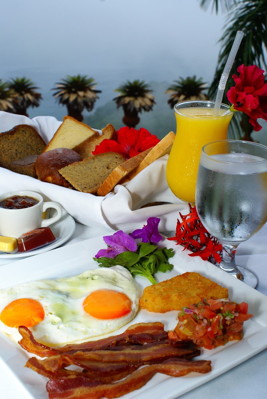 Villa Caletas Amphitheater Viewpoint - Image 1