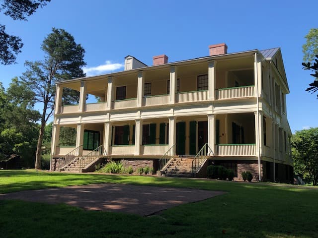 Woodburn Historic House - Image 1