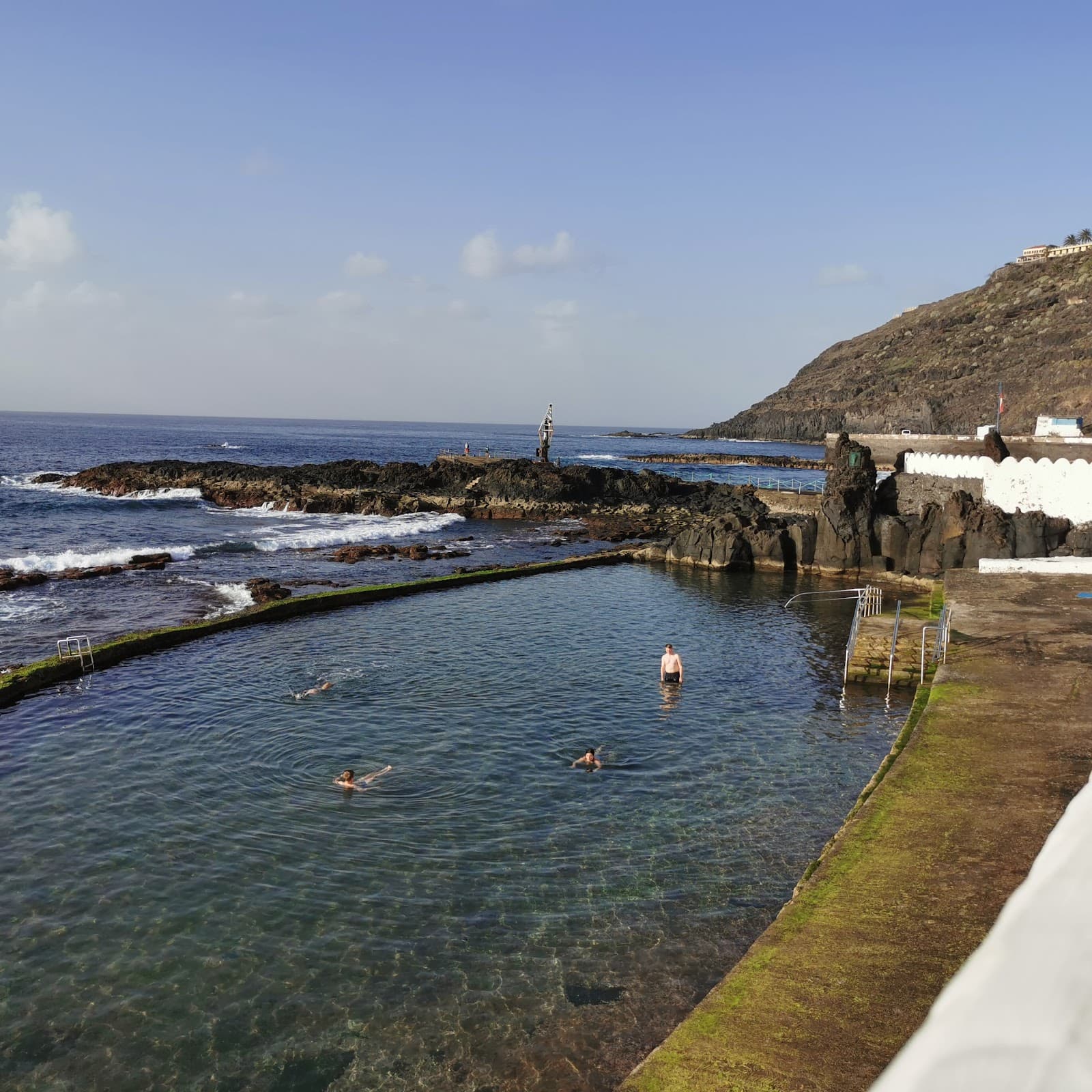 El Pris Natural Pools - Image 1