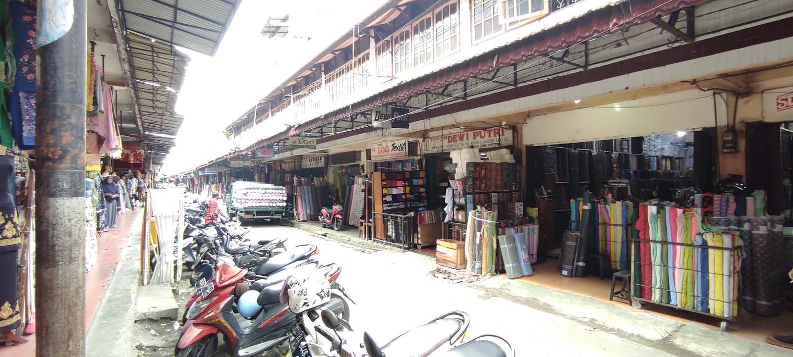 Home Goods & Accessories