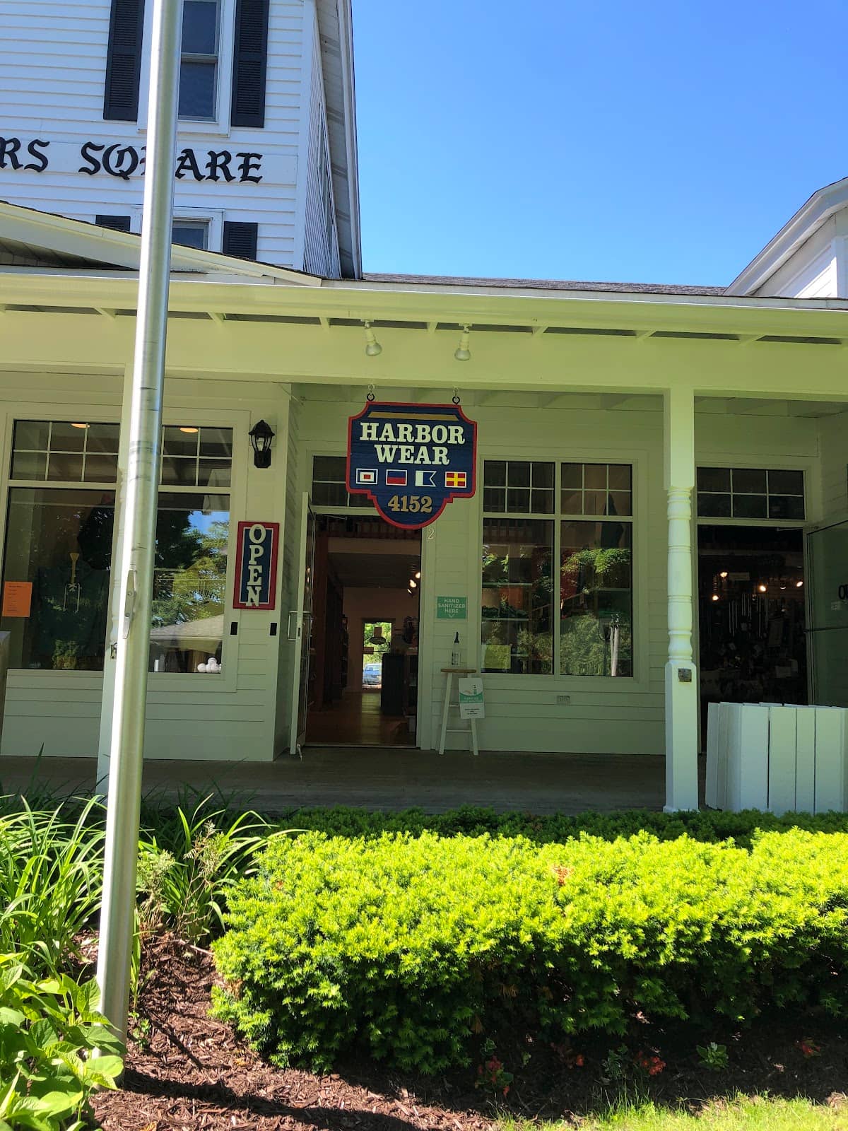 Crisp & Green Naples