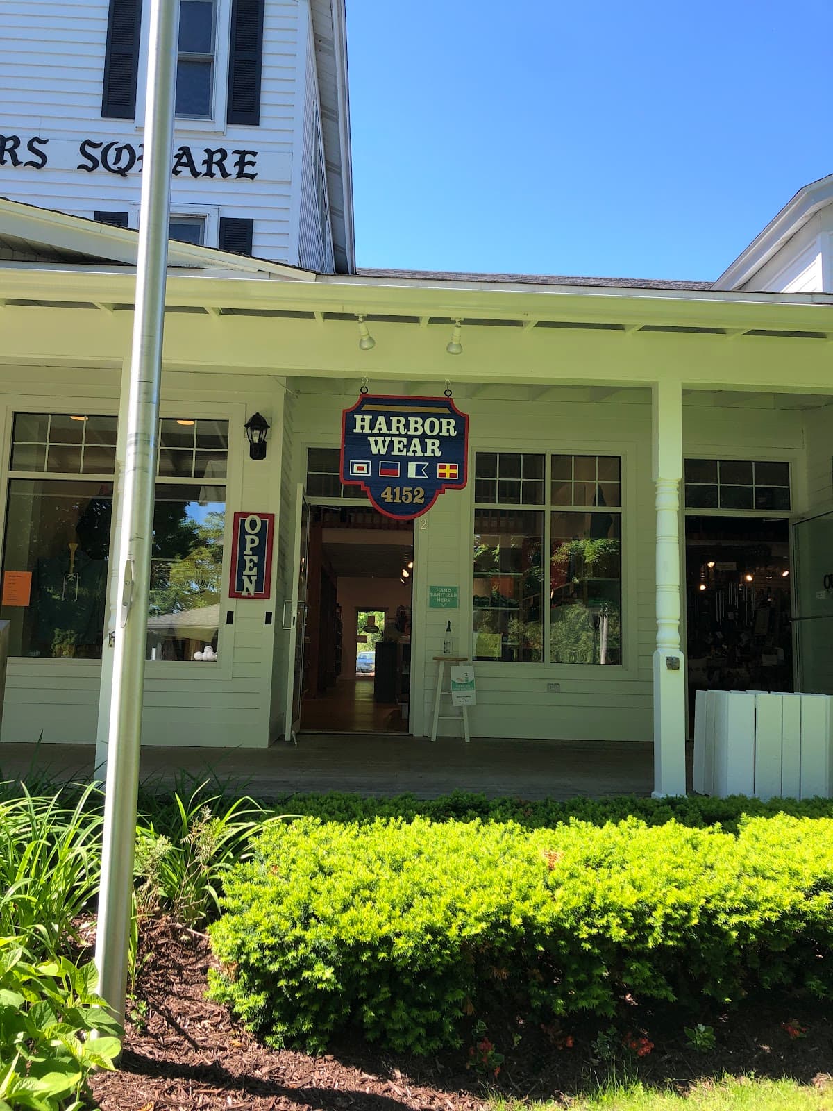 Founders Square - Image 1