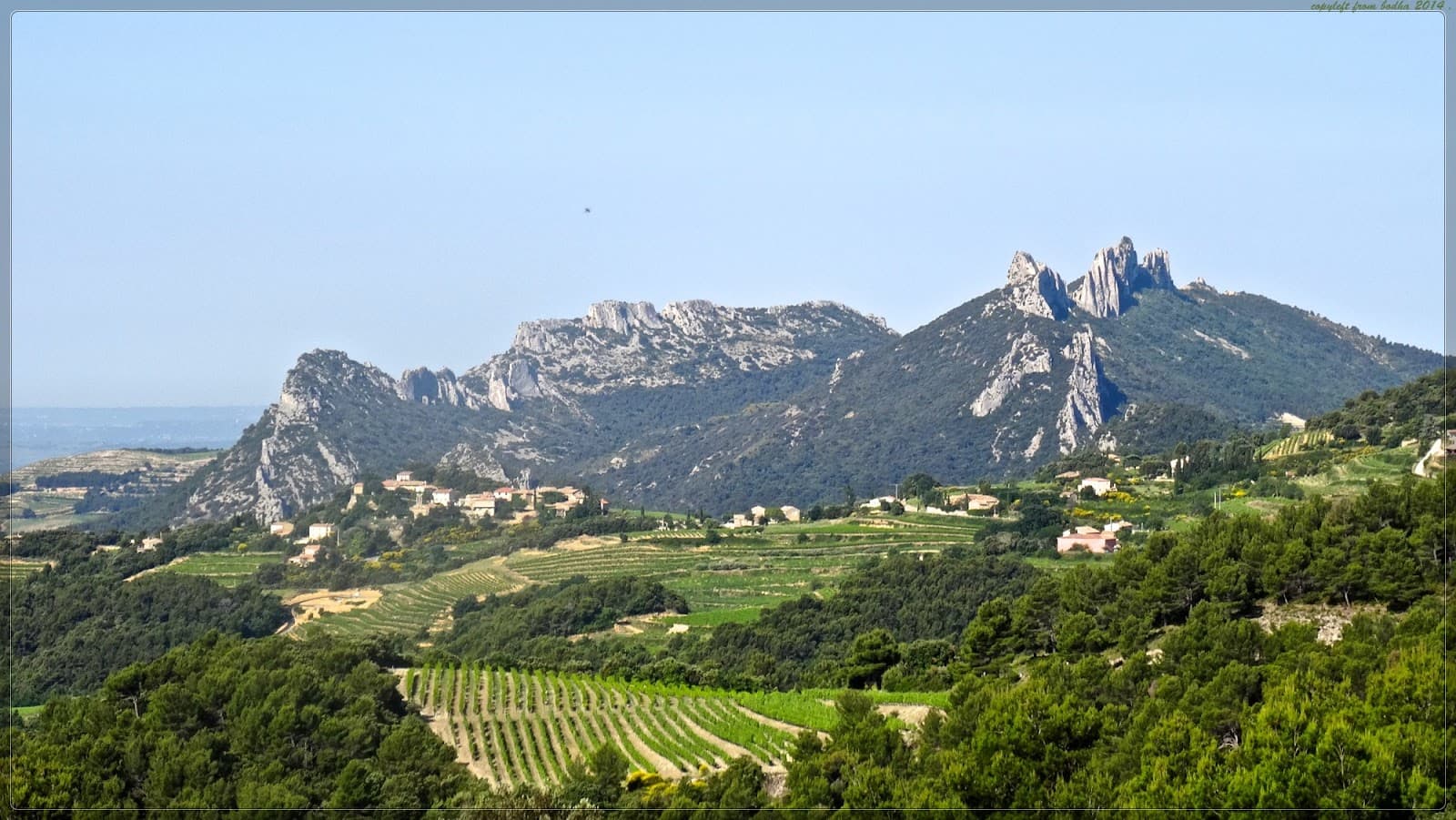 Dentelles de Montmirail - Image 1