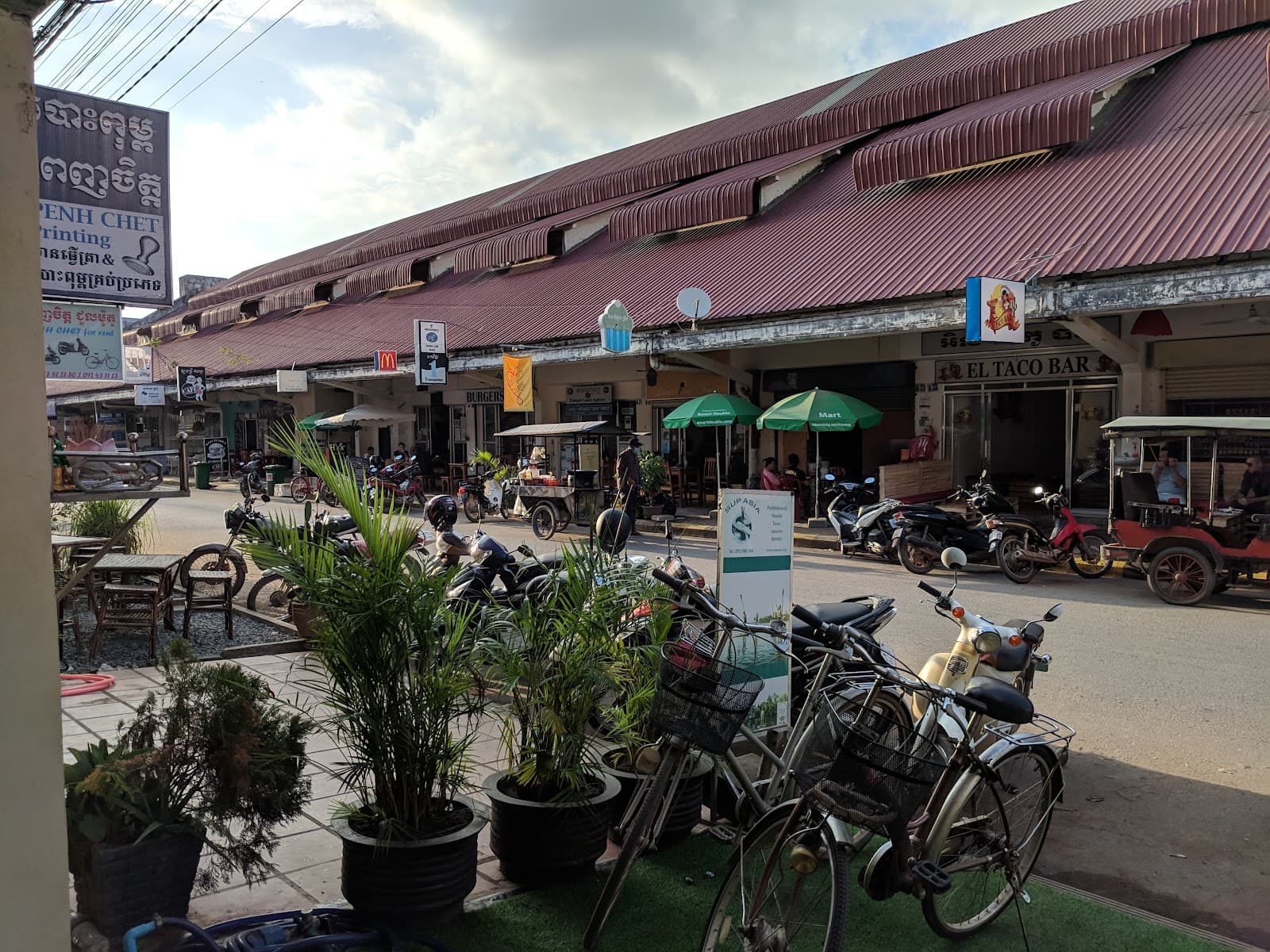 Old Market Kampot - Image 1