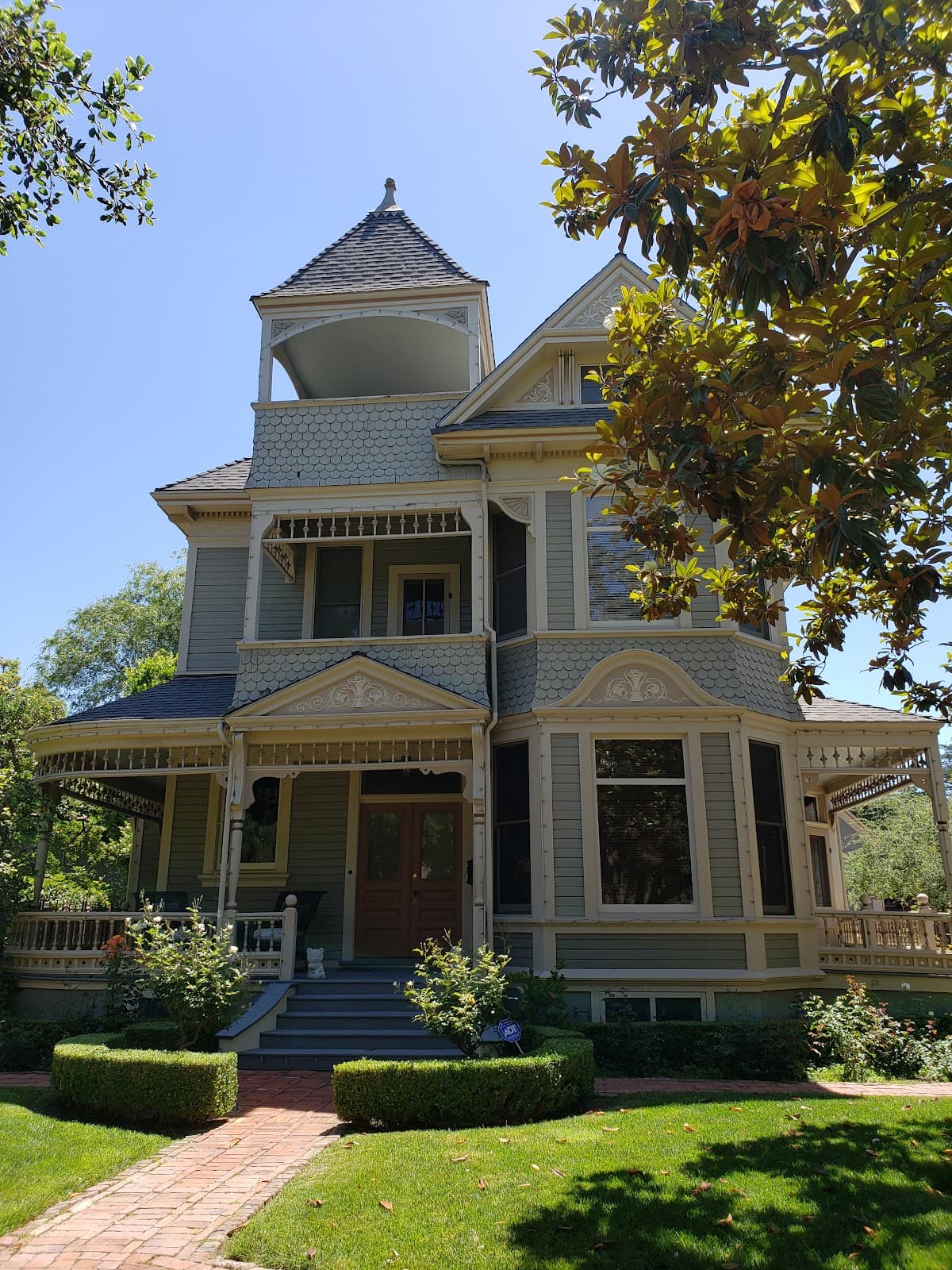 Various Neighborhoods in Pasadena - Image 1