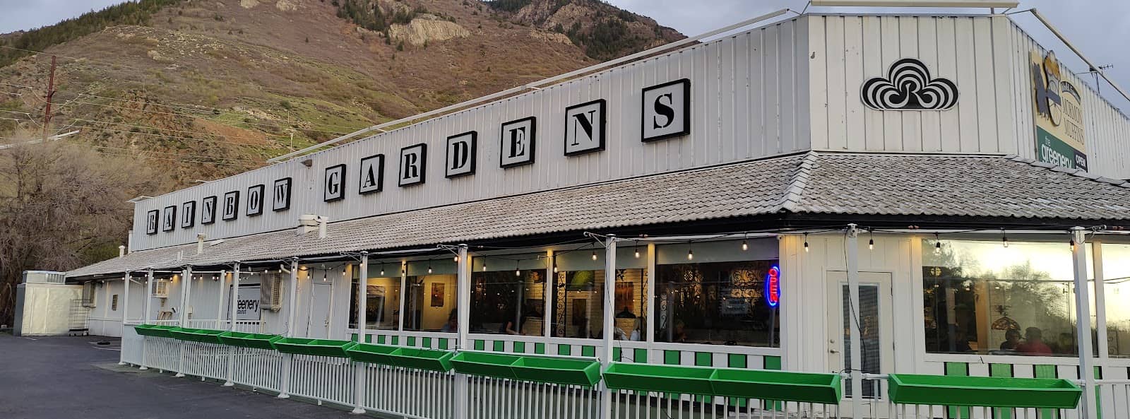 Farmers Markets & Local Artisans