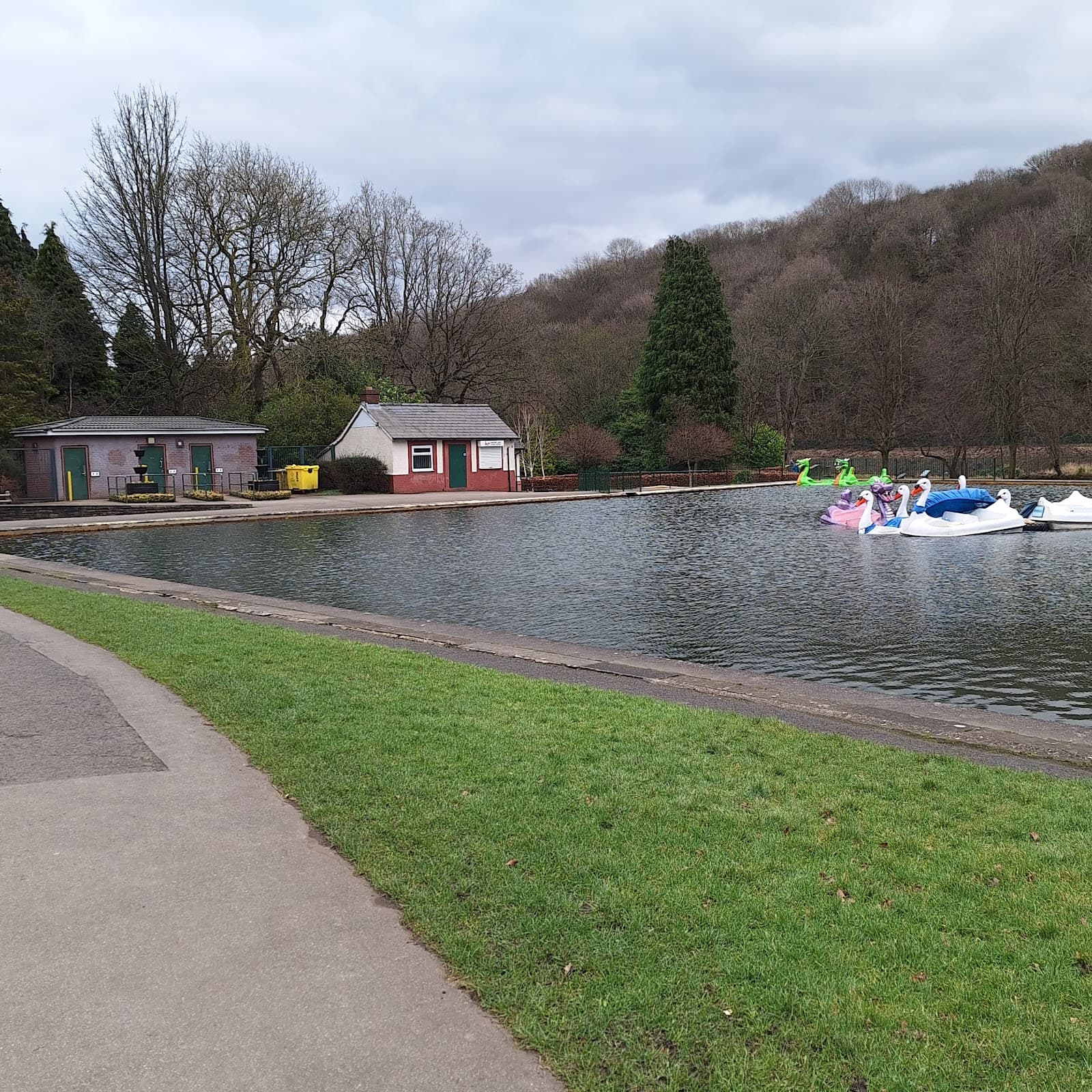 Millhouses Park Sheffield - Image 1