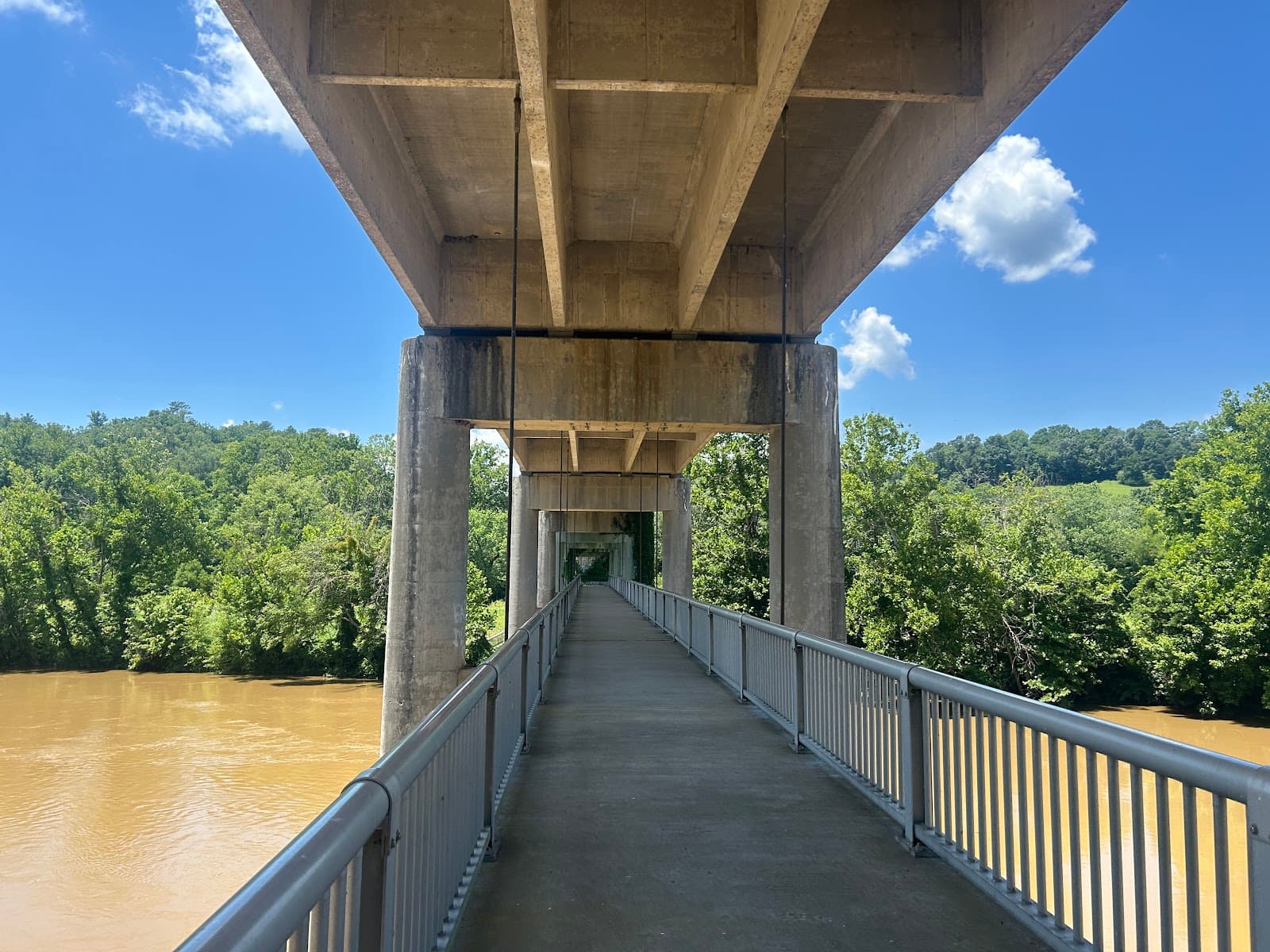 James River Visitor Center - Image 1