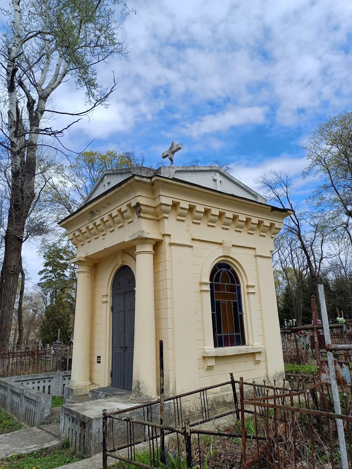 Lukianivske Cemetery - Image 1