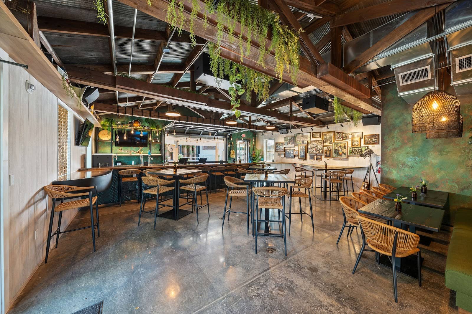 California-Chic Vibe