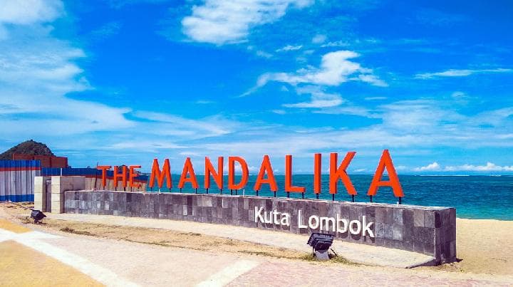 Kuta Mandalika Beach - Image 1