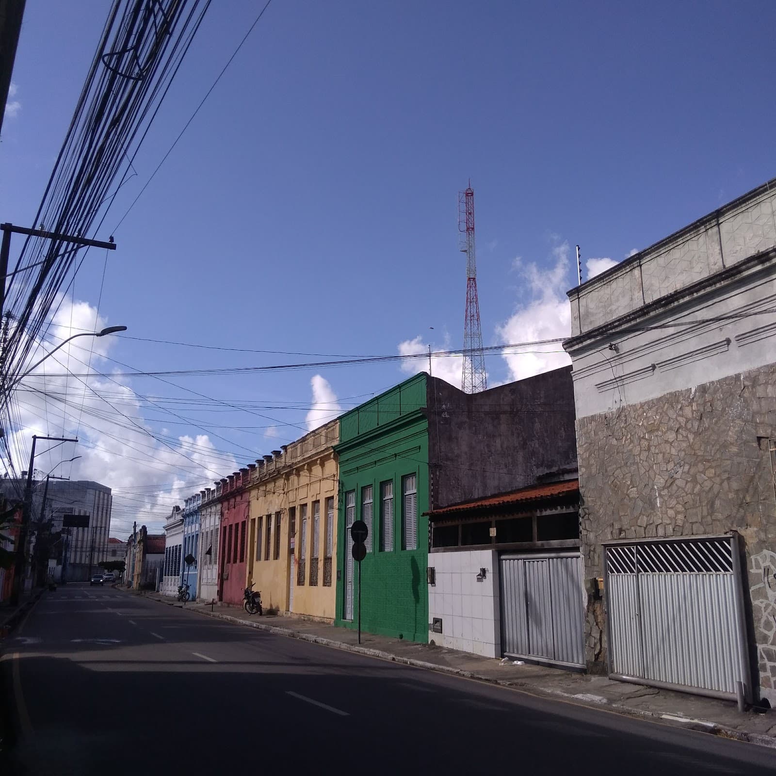 Rua das Trincheiras - Image 1