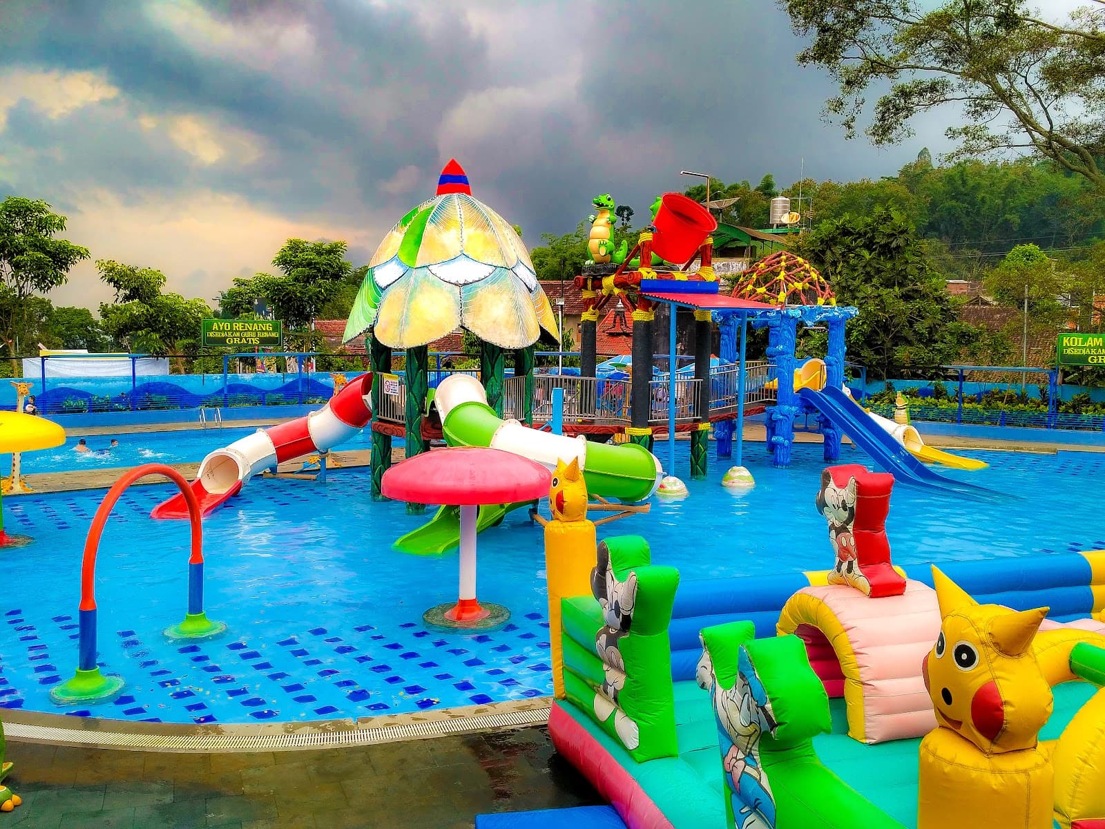 Predator Fun Park - Image 1