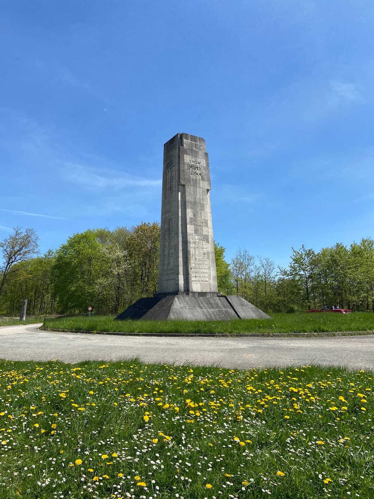 Côte 304 Memorial - Image 1