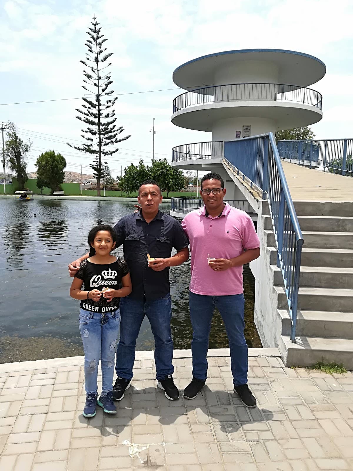 Tingo Park and Lake - Image 1