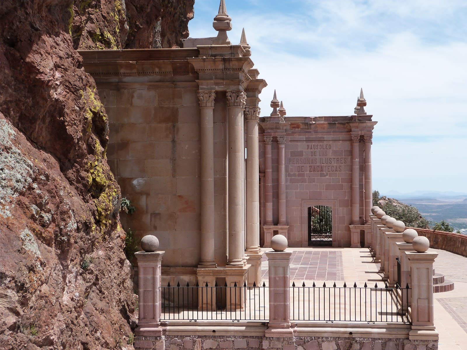 Illustrious People Mausoleum La Bufa - Image 1