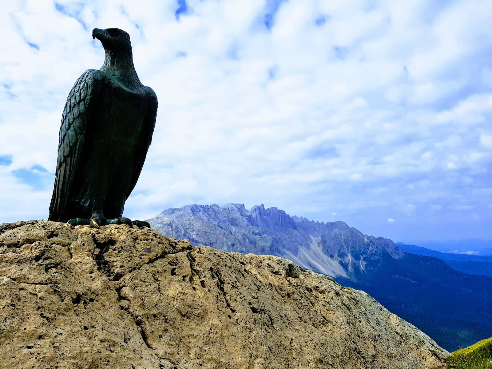 Christomannos Monument - Image 1