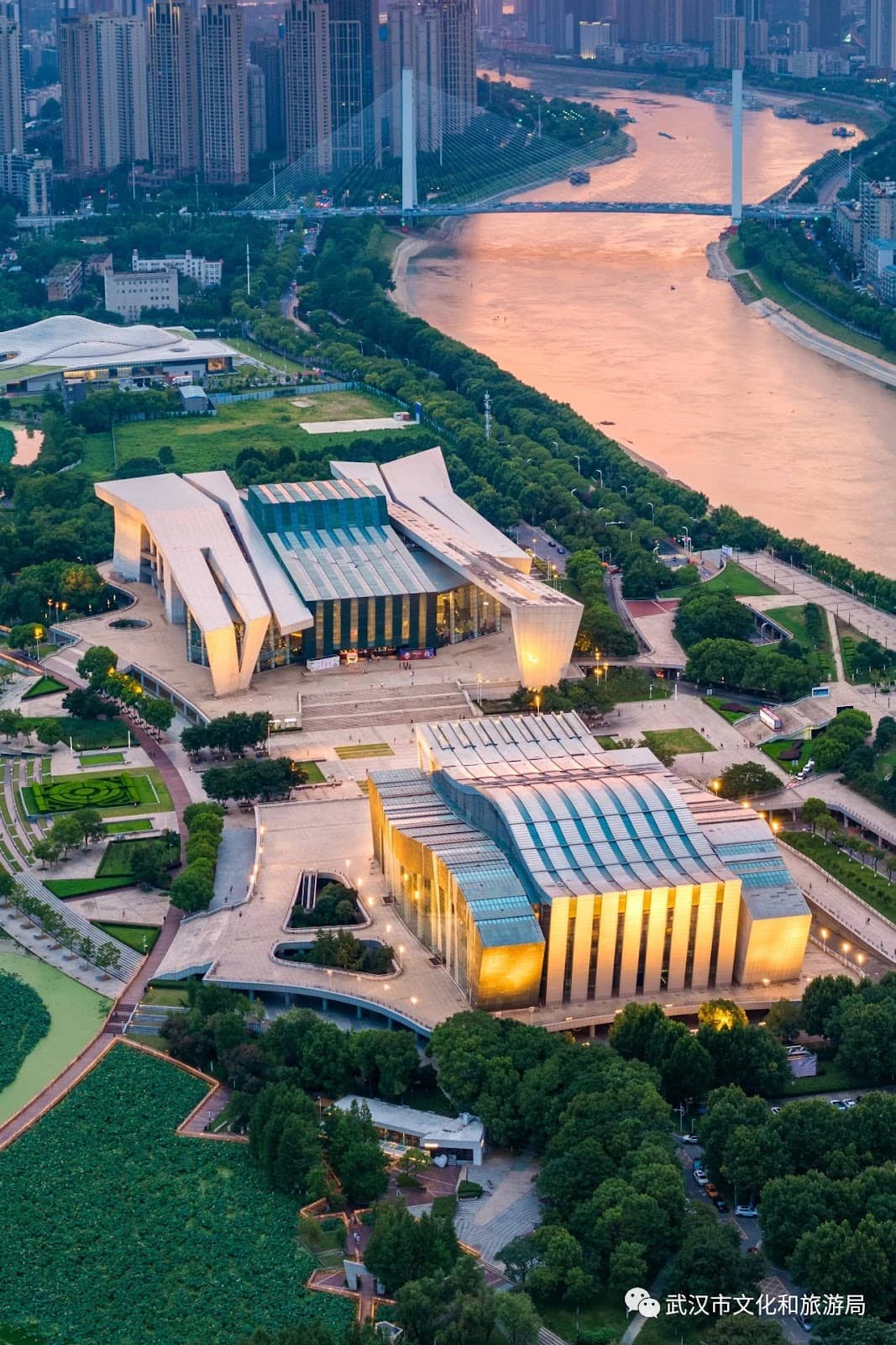 Recycled Silk Soundproofing