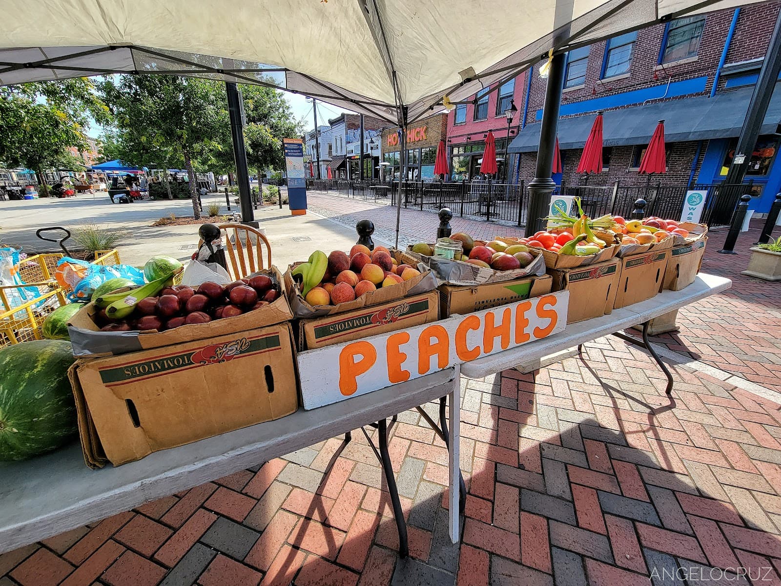 17th Street Market - Image 1