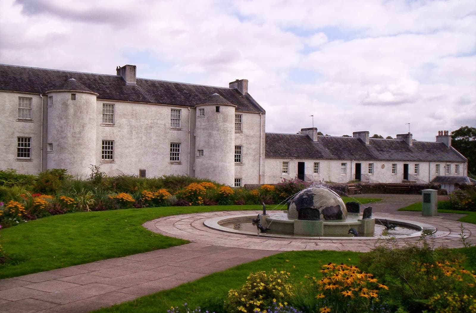 David Livingstone Birthplace - Image 1