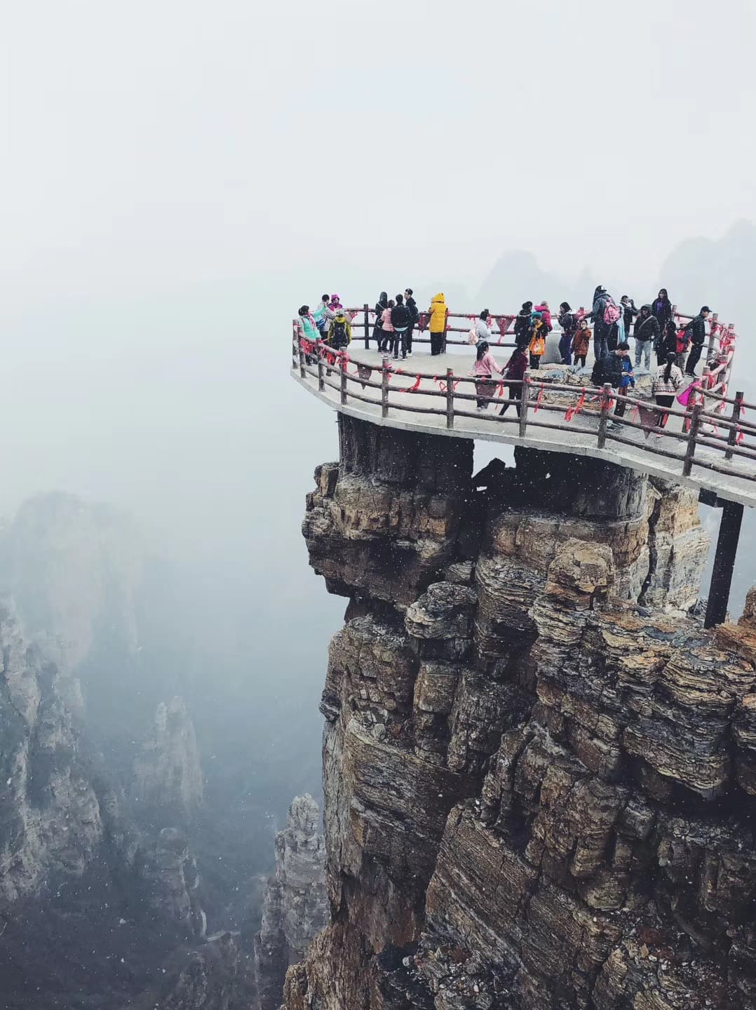 Baishi Mountains - Image 1