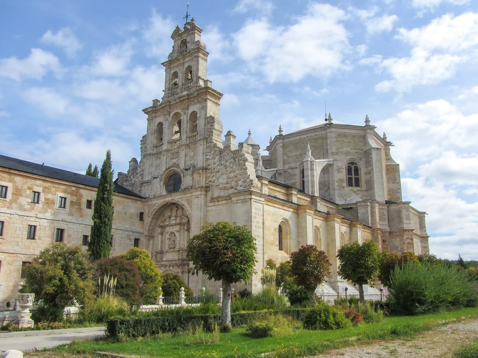 Monastery of Santa María de La Vid - Image 1
