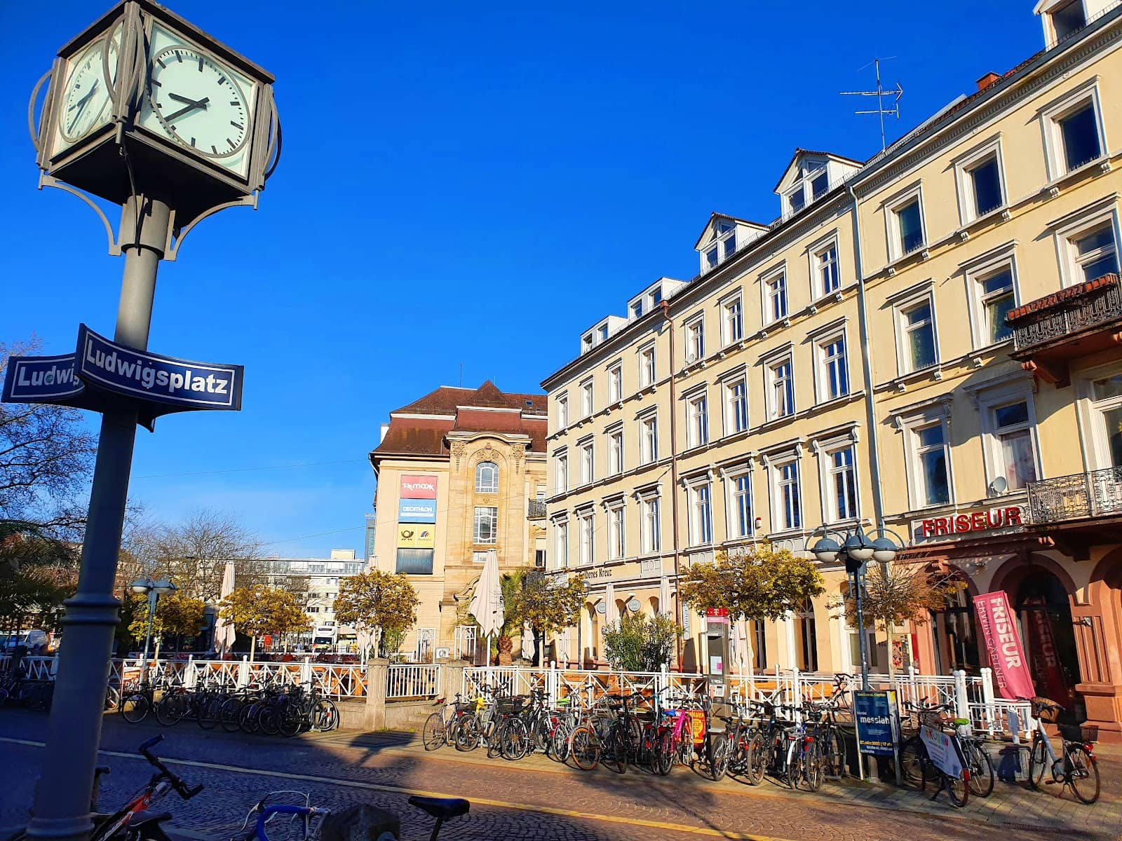 Karlsruhe's Social Scene