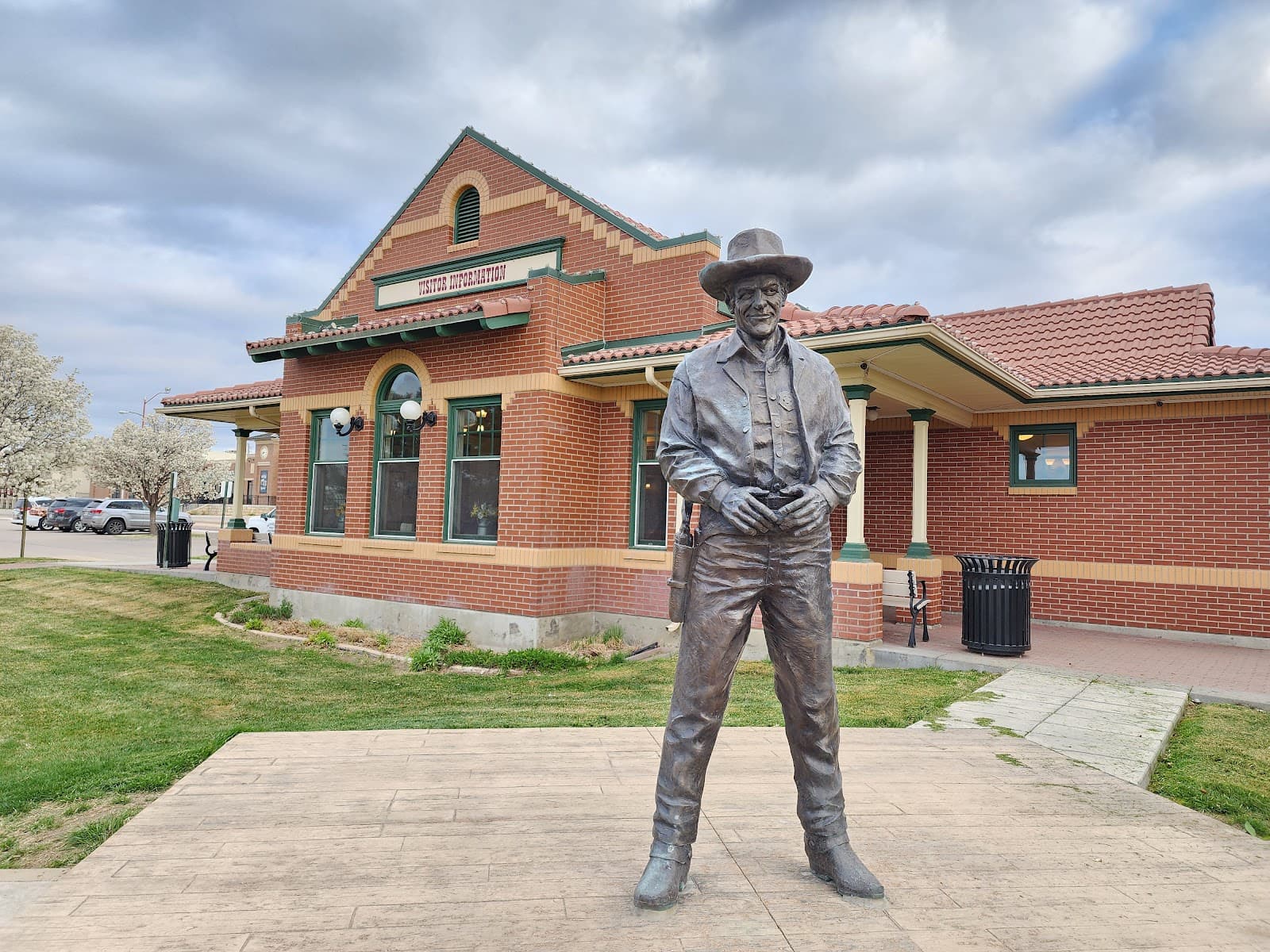 Dodge City Visitor Information Center - Image 1
