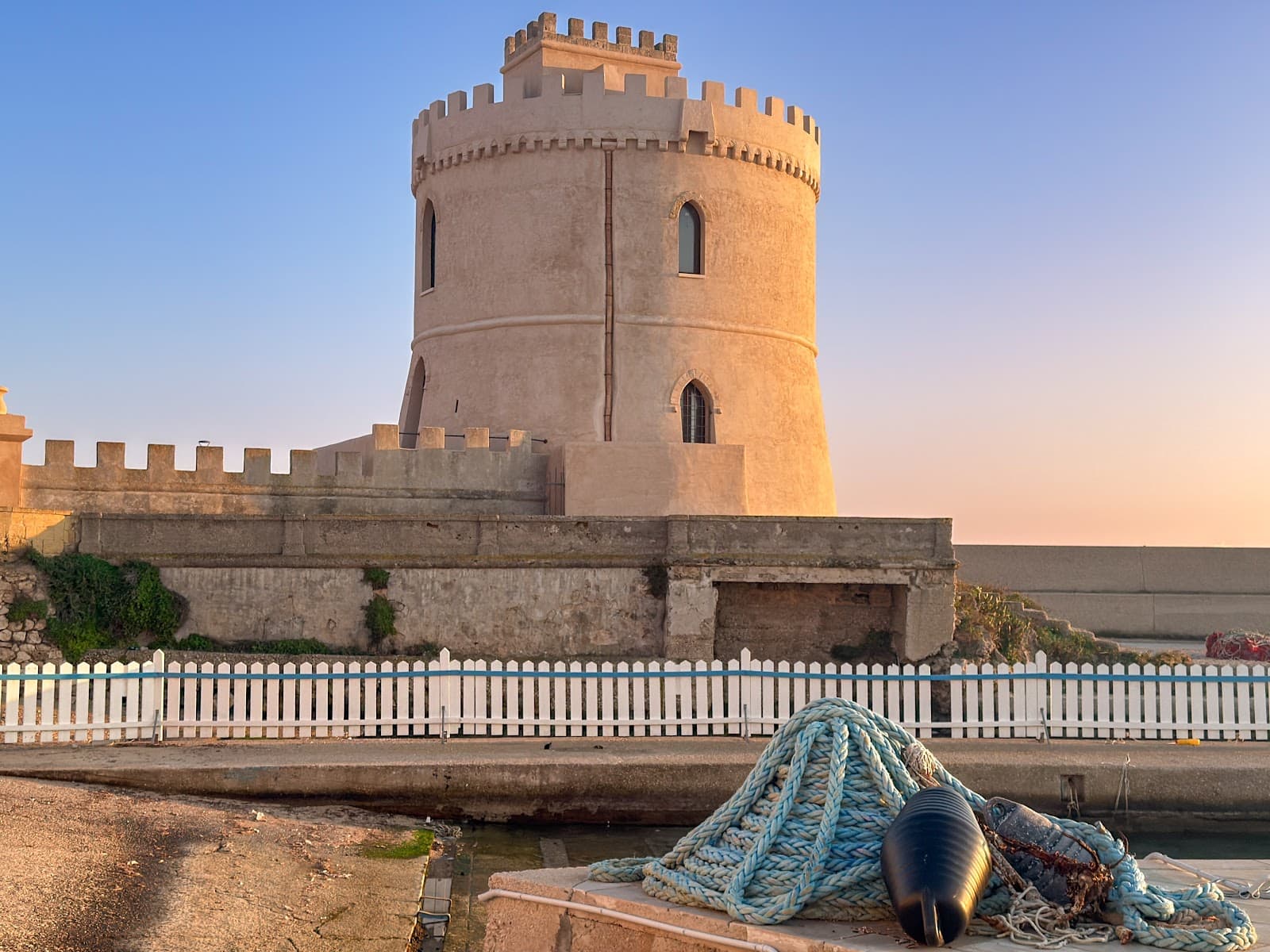 Torre Vado Coastal Tower - Image 1