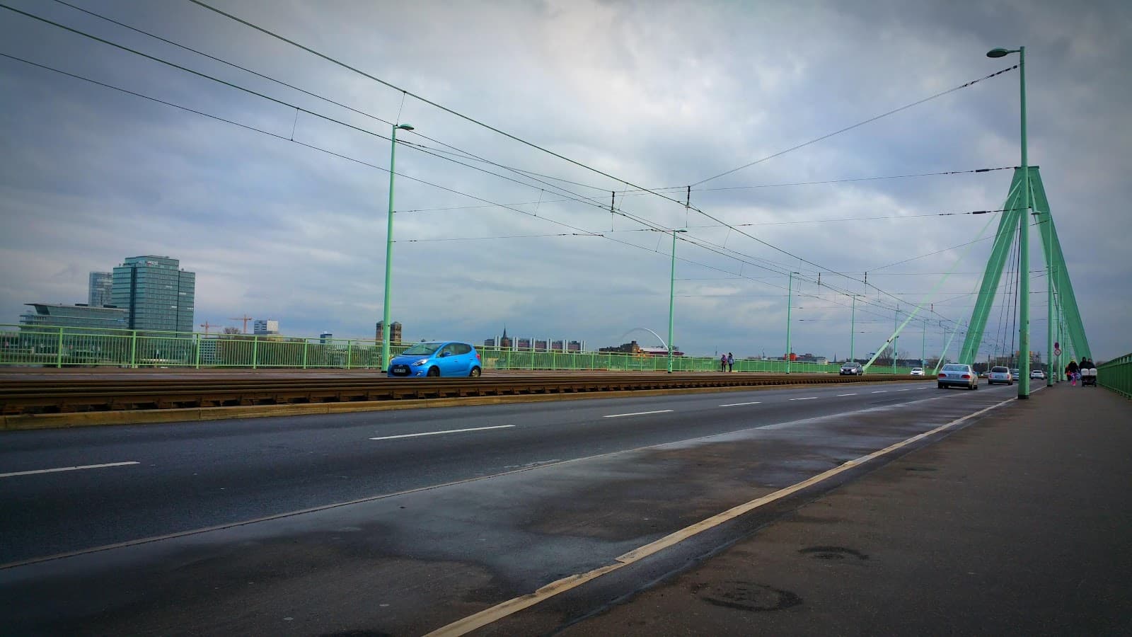 Severinsbrücke - Image 1