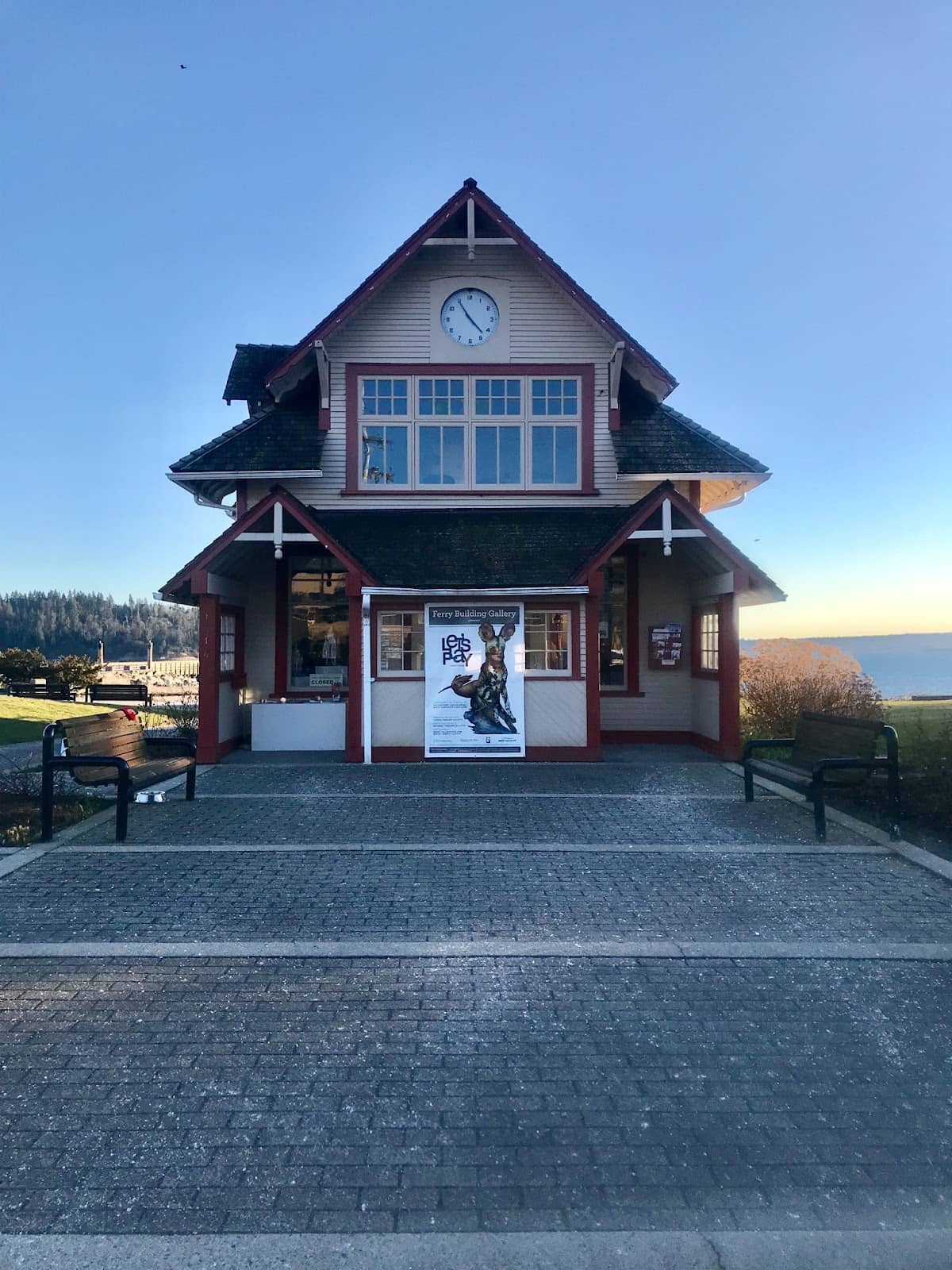 Local Artist Showcases