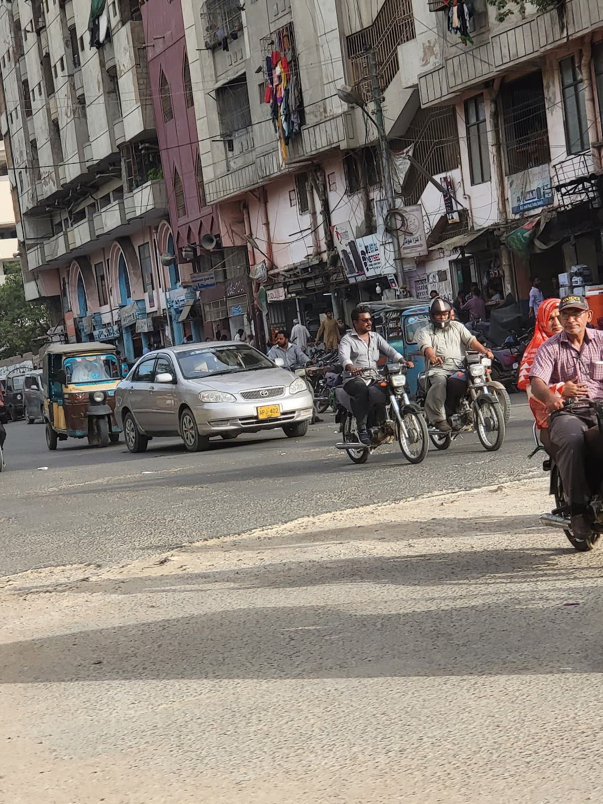 MA Jinnah Road Karachi - Image 1