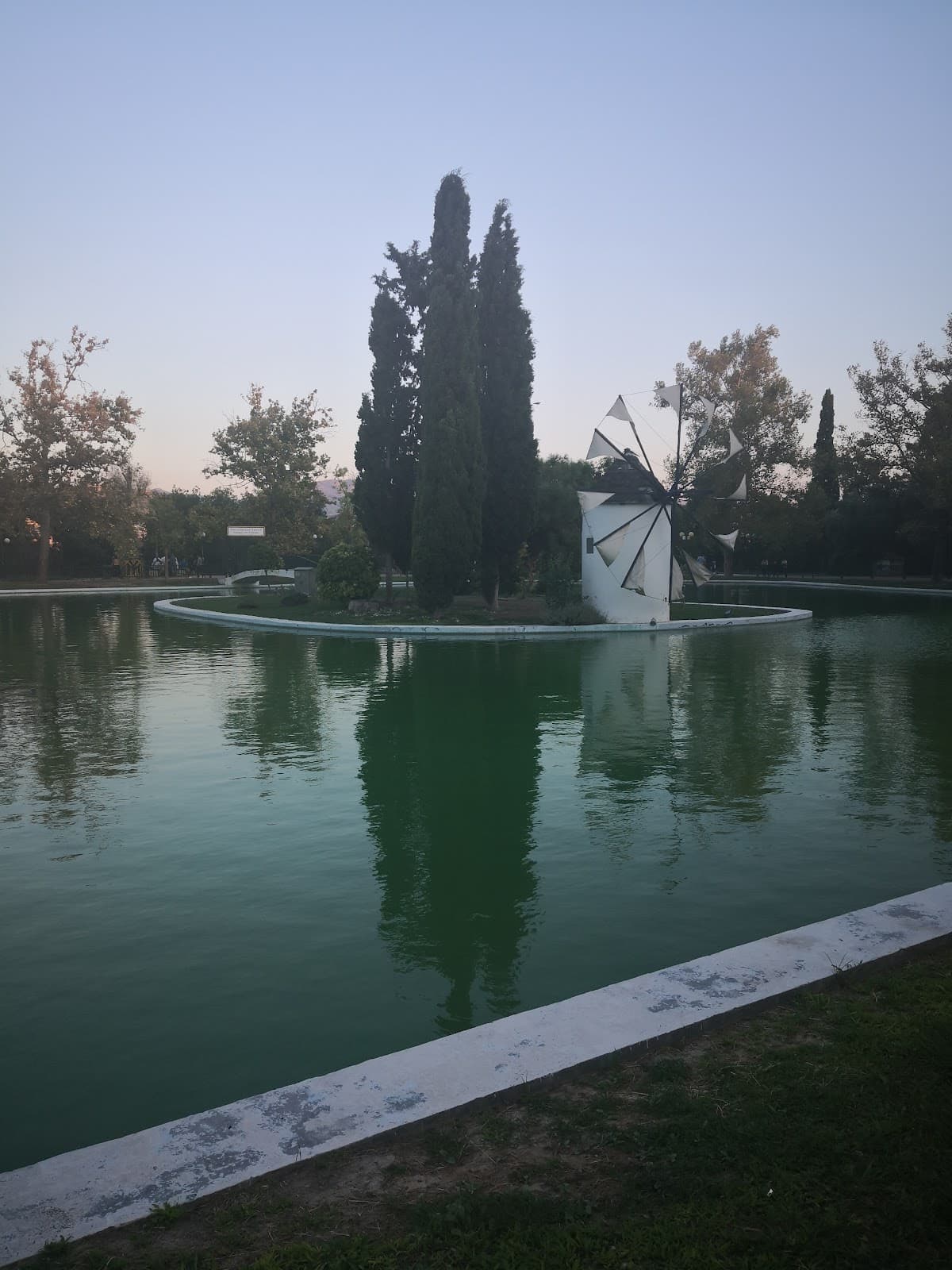 Nea Filadelfeia - Image 1