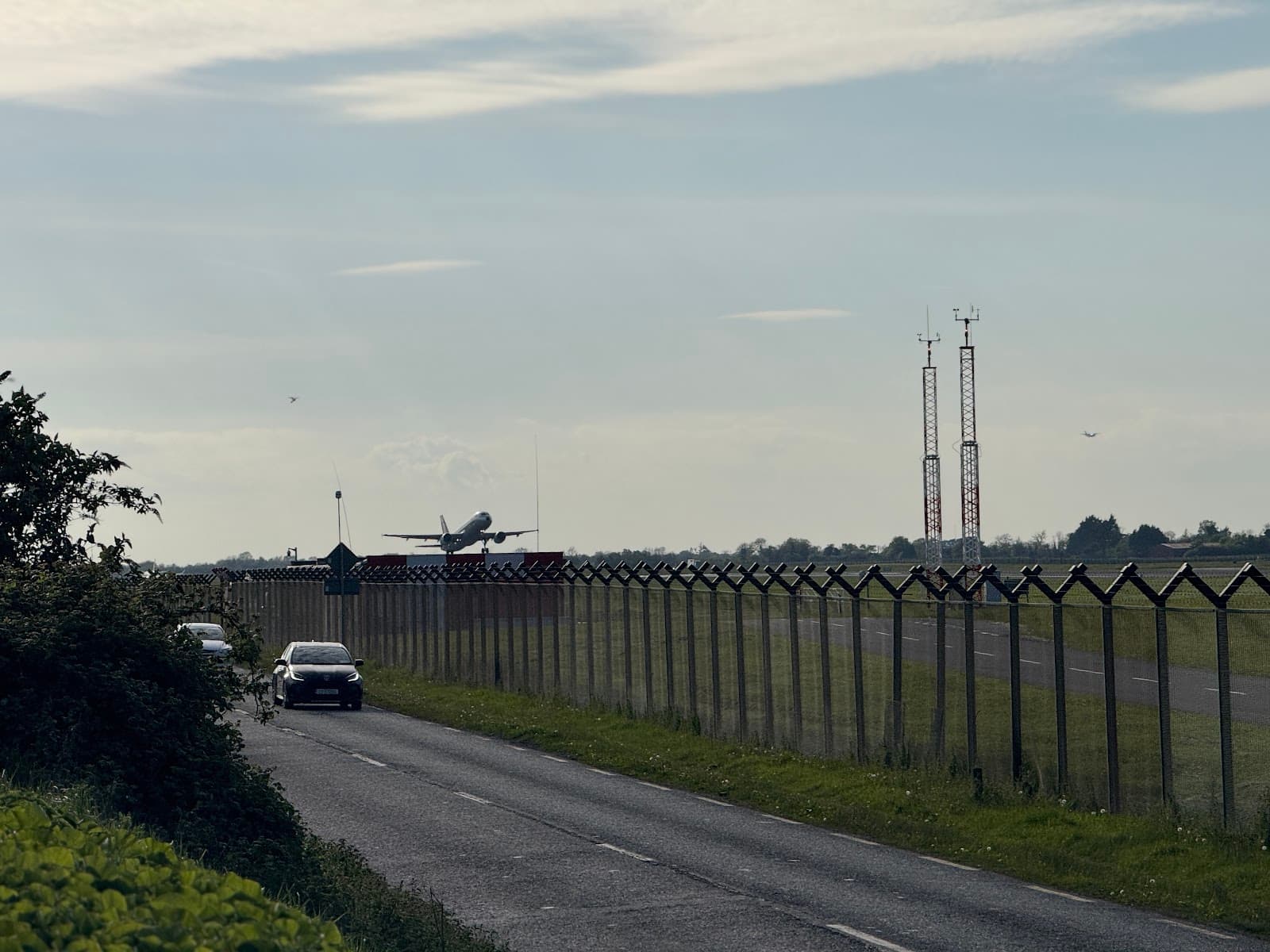 Dublin Airport Viewing Area - Image 1